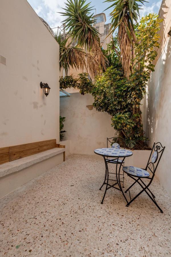 Piju Lux Apartments Sliema Bagian luar foto